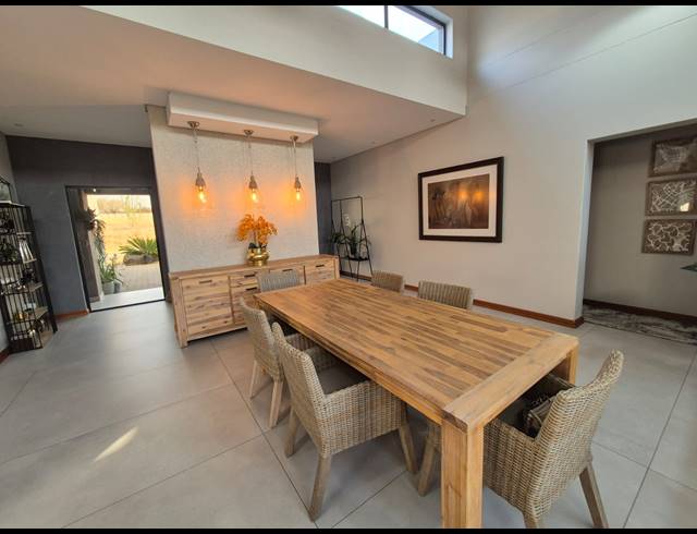 4 BEDROOM HOUSE FOR SALE IN HERON BANKS GOLF ESTATE